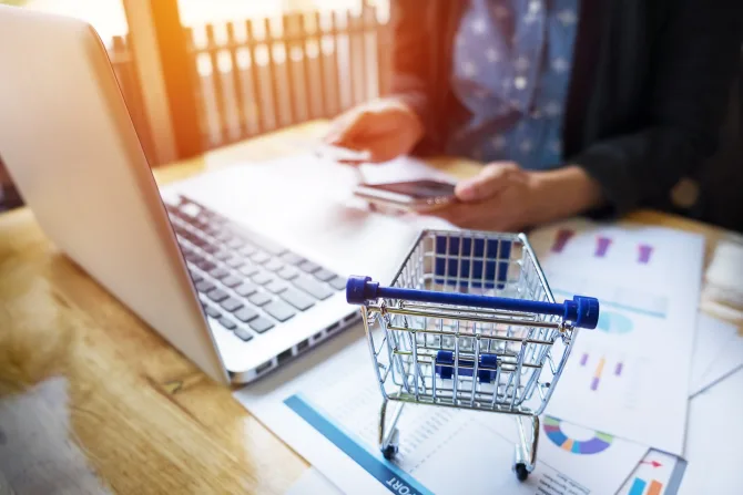 Retail and ecommerce customer experience